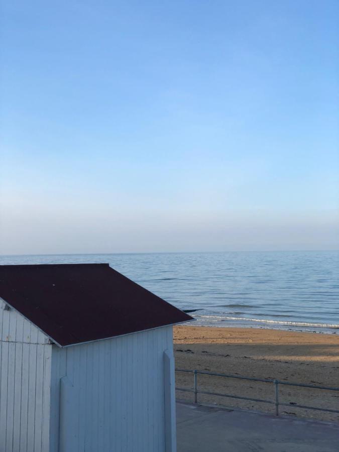 Le Spot, Appartement Spacieux A 30M De La Mer 45M2 Luc-sur-Mer Zewnętrze zdjęcie
