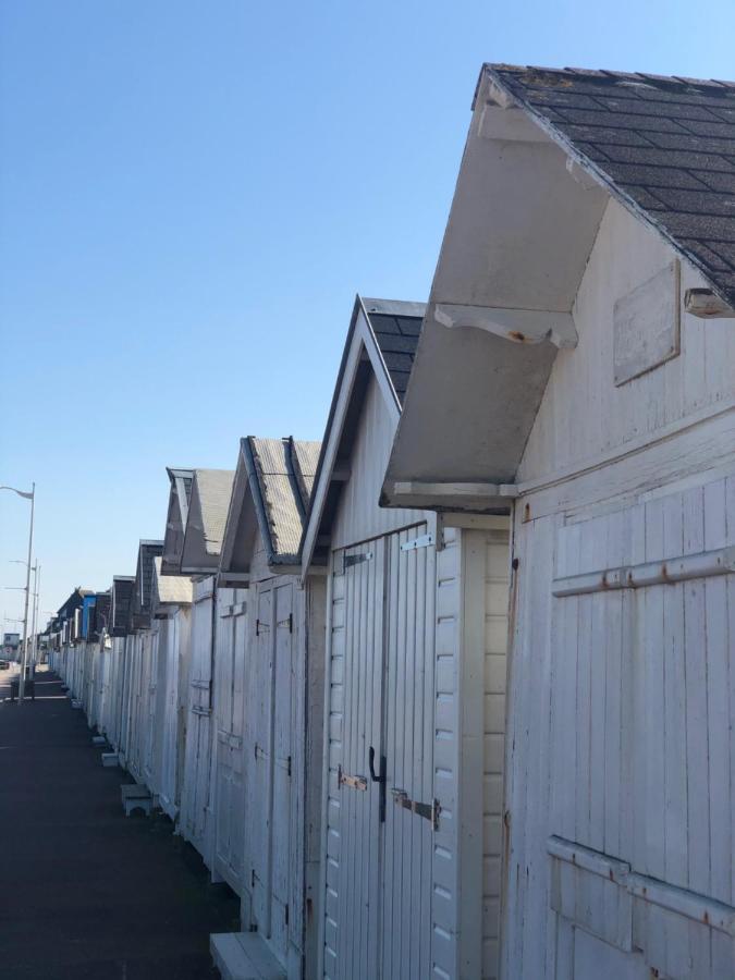 Le Spot, Appartement Spacieux A 30M De La Mer 45M2 Luc-sur-Mer Zewnętrze zdjęcie